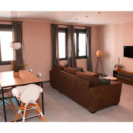 Appartement Le Petit Cathare, Nid Rénové Au Cœur De